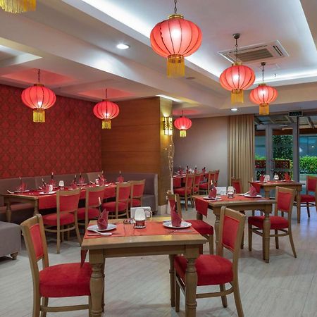 ลารา แฟมิลี คลับ - ออล อินคลูซีฟ Hotel อันตัลยา ภายนอก รูปภาพ